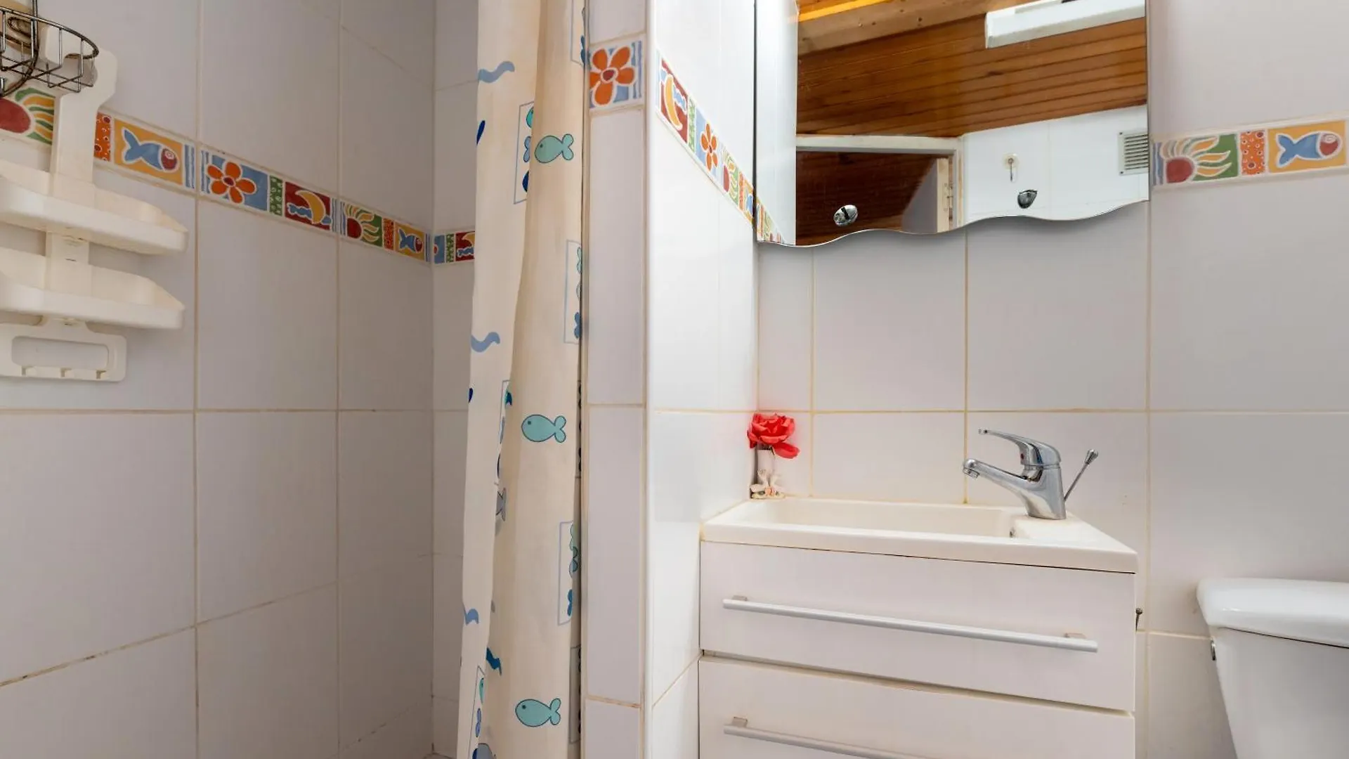 Studio A 800M De La Plage Larmor-Plage 0*,  Francia